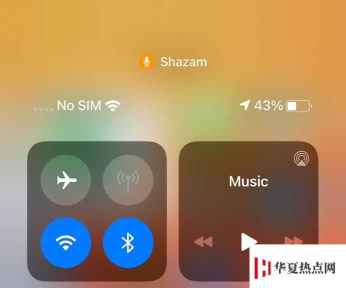 iOS 14 状态栏顶部显示的圆点是什么功能？