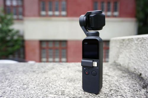 DJI OSMO POCKET评论 一款微型相机不会吝啬稳定性